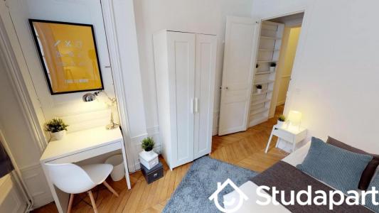 Louer Appartement 14 m2 Paris-17eme-arrondissement