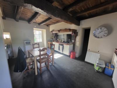 For sale 4 rooms 88 m2 Vendee (85200) photo 3