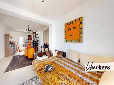 For sale Marseille-8eme-arrondissement 2 rooms 48 m2 Bouches du Rhone (13008) photo 2