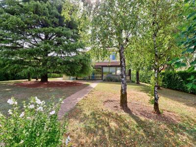 For sale Saint-maxire 6 rooms 125 m2 Deux sevres (79410) photo 3