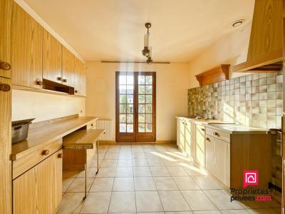 For sale Avallon 7 rooms 135 m2 Yonne (89200) photo 4