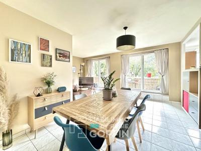 For sale Villeurbanne 3 rooms 65 m2 Rhone (69100) photo 2