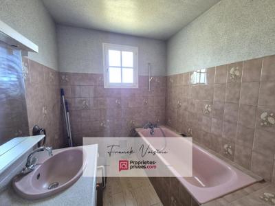For sale Saint-paul-en-pareds 7 rooms 109 m2 Vendee (85500) photo 4