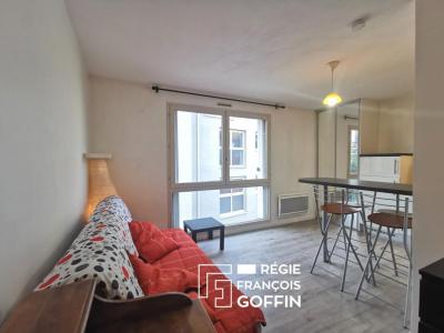 For rent Villeurbanne 1 room 23 m2 Rhone (69100) photo 0