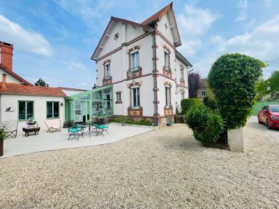For sale Houdan 4 rooms 180 m2 Yvelines (78550) photo 0