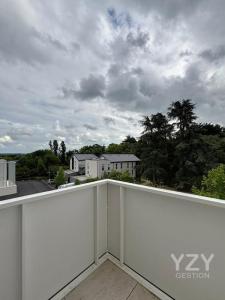 Louer Appartement 18 m2 Ponts-de-ce