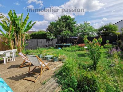 For sale Montreuil-juigne 5 rooms 87 m2 Maine et loire (49460) photo 0