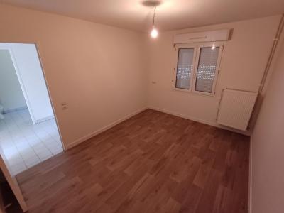 For sale Ingrandes 2 rooms 61 m2 Maine et loire (49123) photo 2