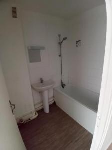 Louer Appartement Belleville-et-chatillon-sur-bar 325 euros