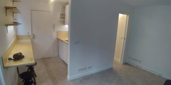 For rent Paris-18eme-arrondissement 1 room 20 m2 Paris (75018) photo 1