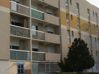 For rent Avignon 3 rooms 67 m2 Vaucluse (84000) photo 0