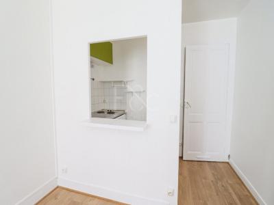 For sale Lyon-2eme-arrondissement 2 rooms 33 m2 Rhone (69002) photo 3
