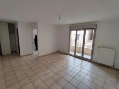 For rent Villefranche-sur-saone 2 rooms 48 m2 Rhone (69400) photo 3