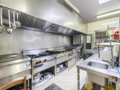 Acheter Commerce Vannes 491400 euros