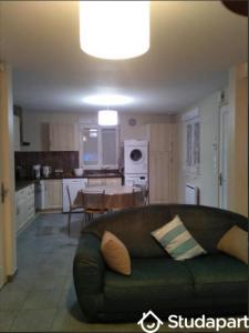 For rent Gravigny 1 room 12 m2 Eure (27930) photo 3