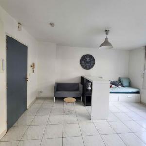 For rent Marseille-8eme-arrondissement 1 room 26 m2 Bouches du Rhone (13008) photo 0