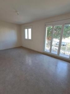Annonce Location 3 pices Appartement Descartes 37