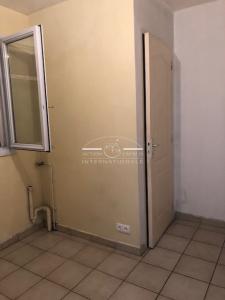 For sale Mouries 3 rooms 70 m2 Bouches du Rhone (13890) photo 3