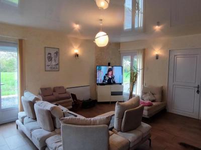 For sale Mesves-sur-loire 8 rooms 157 m2 Nievre (58400) photo 0