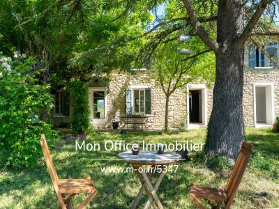 Acheter Maison 354 m2 Mazan