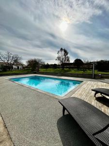 For sale Rochelle 8 rooms 307 m2 Charente maritime (17000) photo 1