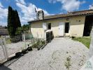 For sale House Voeuil-et-giget 74 m2 5 pieces