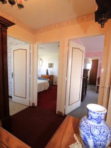 For sale Yerres SAINT PIERRE 5 rooms 97 m2 Essonne (91330) photo 4