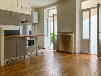 For sale Vichy 6 rooms 120 m2 Allier (03200) photo 1