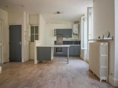 For sale Vichy 6 rooms 120 m2 Allier (03200) photo 4