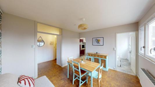 For sale Vierzon 2 rooms 36 m2 Cher (18100) photo 2
