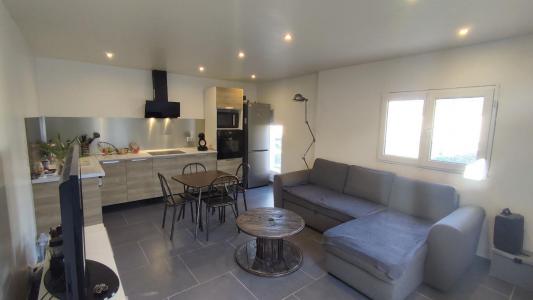 For sale Nimes 3 rooms 54 m2 Gard (30000) photo 3