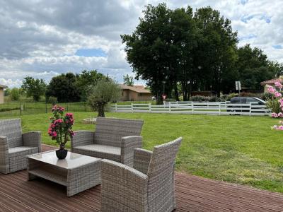 For sale Cazeres-sur-l'adour 4 rooms 87 m2 Landes (40270) photo 2