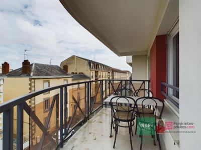 For sale Limoges 4 rooms 94 m2 Haute vienne (87100) photo 1
