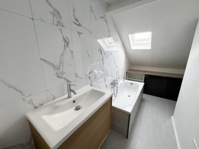For rent Nantes 3 rooms 46 m2 Loire atlantique (44000) photo 2