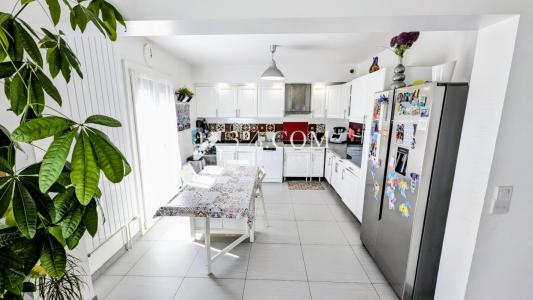 For sale Acheres 6 rooms 116 m2 Yvelines (78260) photo 2