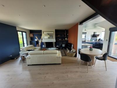 For sale CENTRE VILLE 6 rooms 113 m2 Cotes d'armor (22700) photo 3