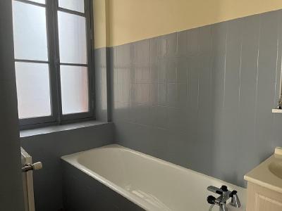 Acheter Appartement  736 euros