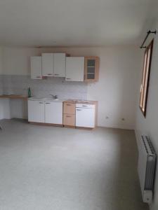For rent Puiseux-en-france 2 rooms 40 m2 Val d'Oise (95380) photo 2