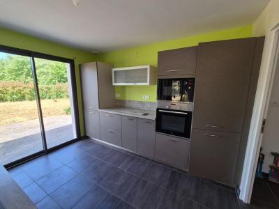 For sale Spezet 4 rooms 112 m2 Finistere (29540) photo 4