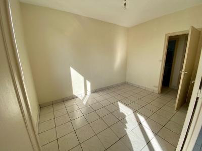 For rent Blois 2 rooms 45 m2 Loir et cher (41000) photo 3