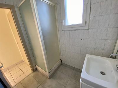 For rent Blois 2 rooms 45 m2 Loir et cher (41000) photo 4