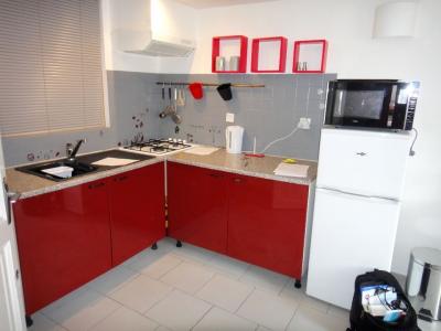 For rent Saint-mitre-les-remparts 1 room 23 m2 Bouches du Rhone (13920) photo 2