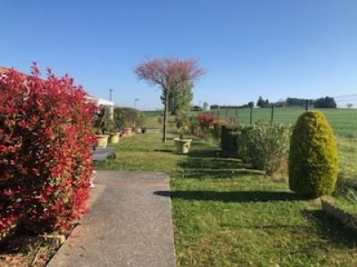 For sale Lombez 3 rooms 61 m2 Gers (32220) photo 2