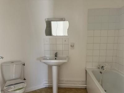 For rent Chatre 2 rooms 47 m2 Indre (36400) photo 3