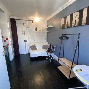Annonce Location Appartement Paris-18eme-arrondissement 75