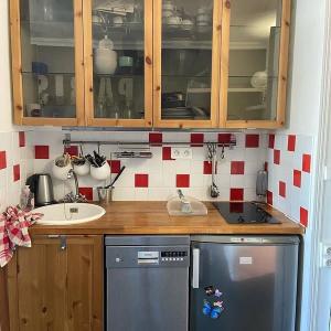 Louer Appartement 16 m2 Paris-18eme-arrondissement