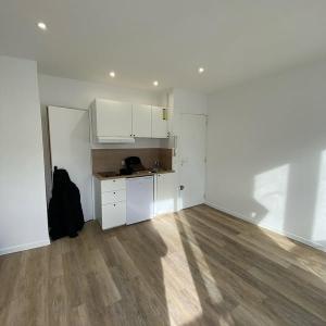 Annonce Location Appartement Paris-10eme-arrondissement 75