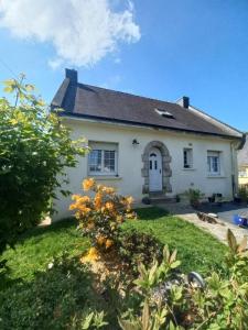 For sale Plouay 6 rooms 117 m2 Morbihan (56240) photo 0