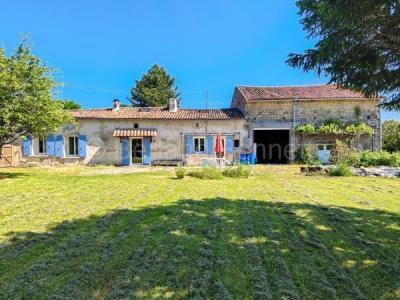 For sale Chef-boutonne 6 rooms 135 m2 Deux sevres (79110) photo 0