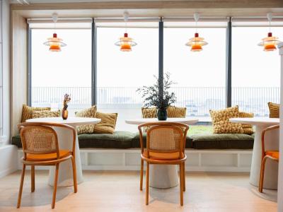 For rent Paris-15eme-arrondissement 407 m2 Paris (75015) photo 2